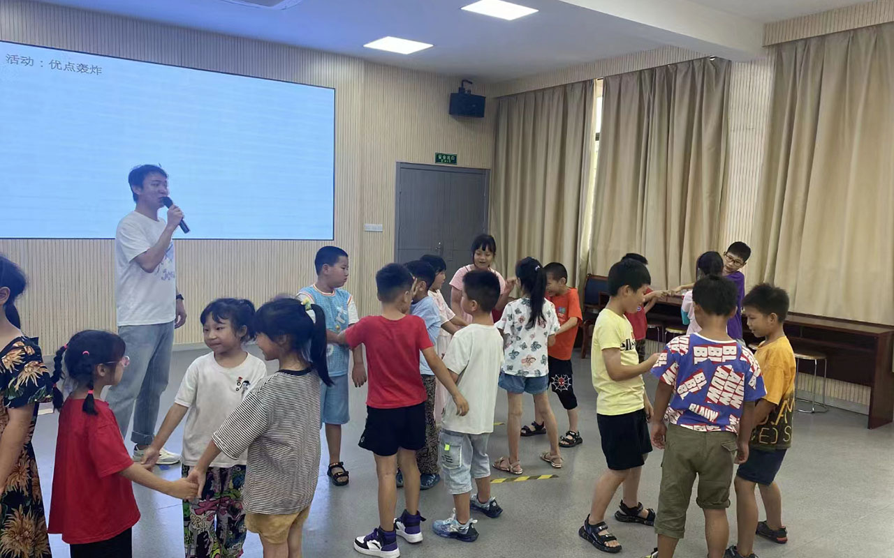 吴江龙观乡中心学校